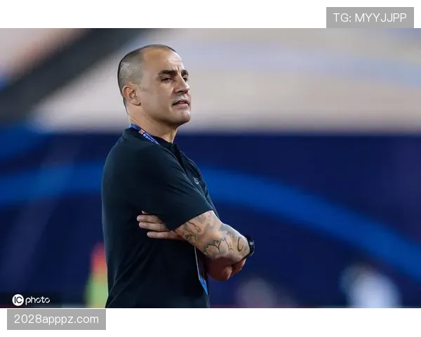 卡纳瓦罗战术转型：从边路传中压制到高位逼抢的逻辑与挑战