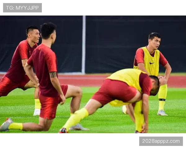 广州足球俱乐部联赛阶段稳守不败，阵容轮换后防线稳固性提升